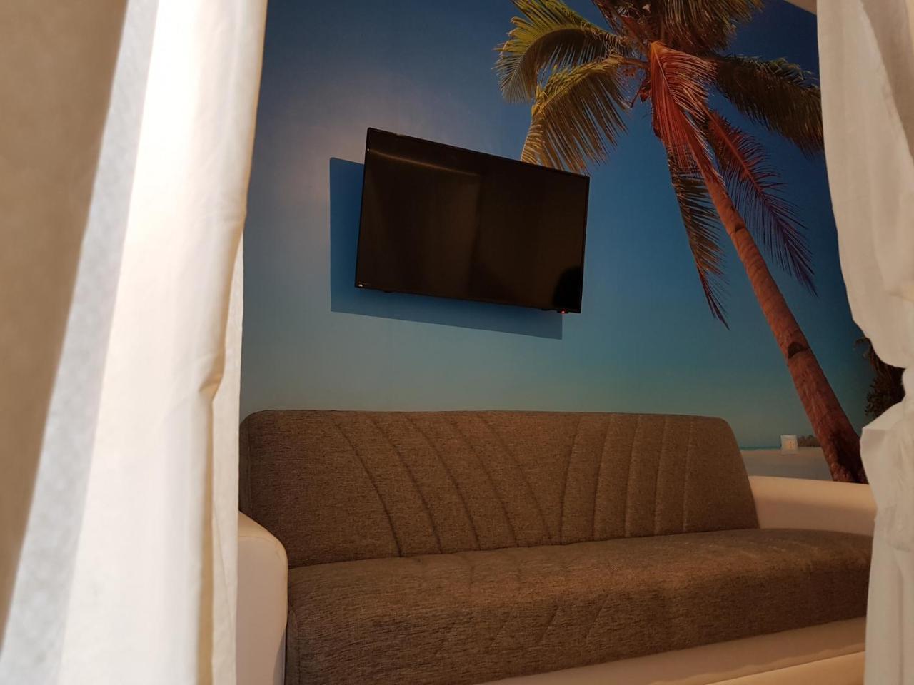 Bed Rho Stazione Bed & Breakfast Dış mekan fotoğraf